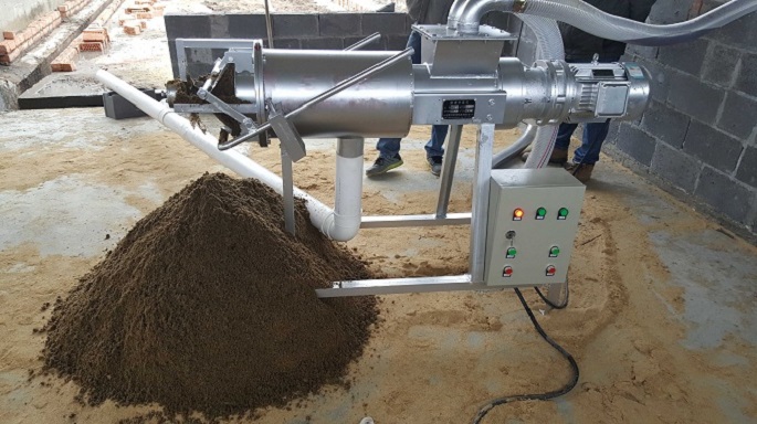 糞便幹濕分離機